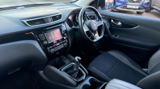 Nissan Qashqai 1.3 DiG-T Acenta Premium 5dr Petrol Hatchback